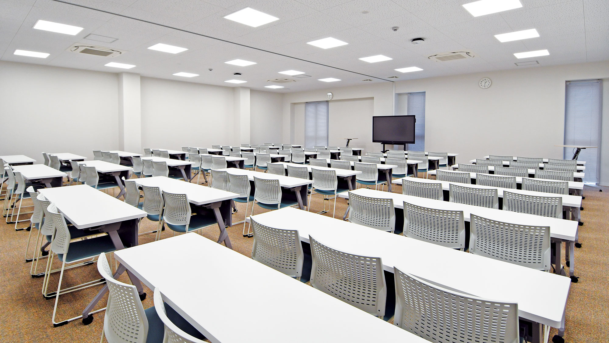 レクチャールーム